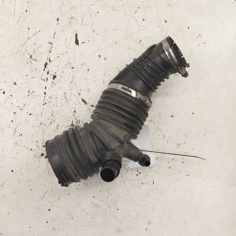 Hyundai Santa Fe Air Cleaner Tube Intake Hose  2.0 2019 2020