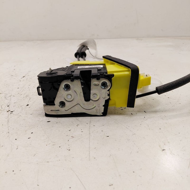 Kia Sportage Door Latch Lock Right Passenger Rear  2020 2021 2022