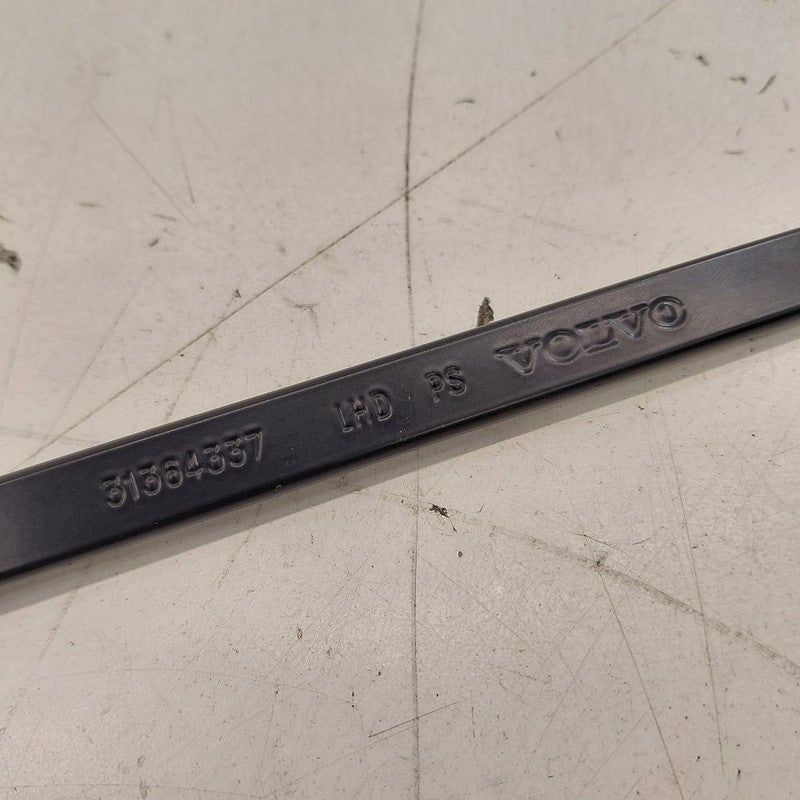 Volvo S60 Windshield Wiper Arm Right Passenger  2018 2017 2016