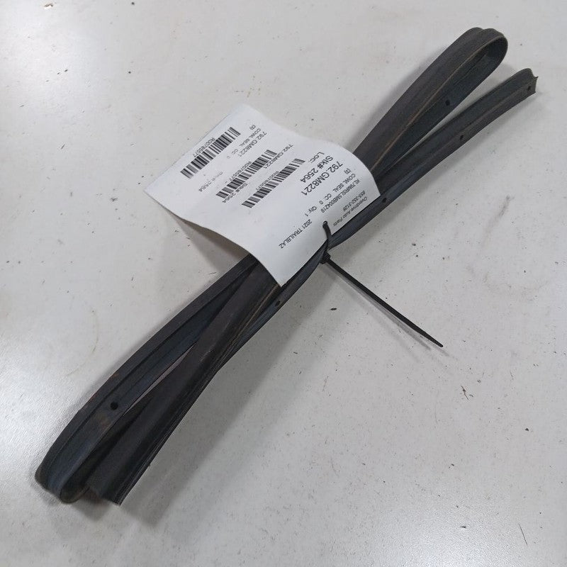 Chevy Trailblazer Cowl Vent Panel Hood Rubber Seal  2021 2022 2023