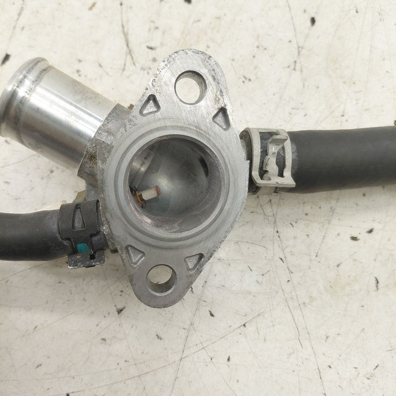 Toyota Prius Coolant Line Crossover Pipe  1.8 2022 2021 2020