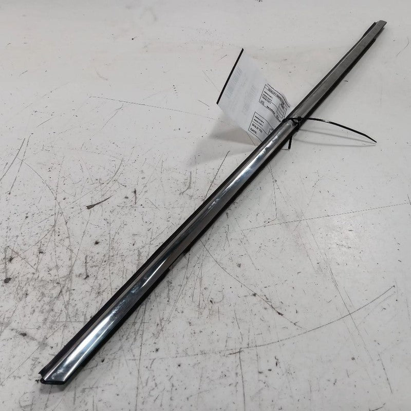 Nissan Maxima Door Glass Window Weather Strip Trim Rear Right Passenge