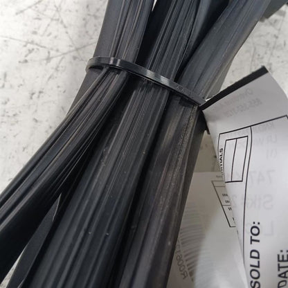 Kia Soul Door Glass Window Seal Rubber Left Rear Back  2017 2018 2019