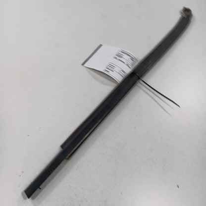 Toyota Yaris Door Glass Window Weather Strip Trim Rear Left Driver Back 2019