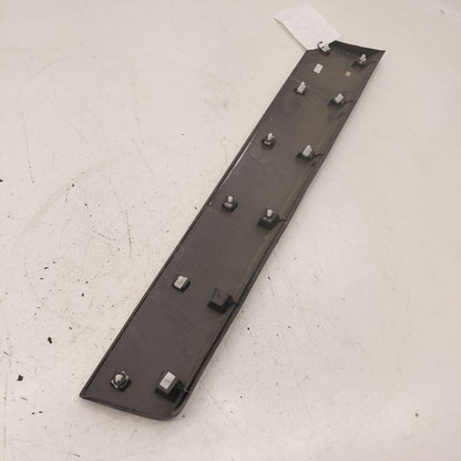 Chevy Trax Door Molding Trim Strip Right Passenger Side Front  2022 20