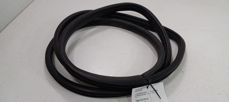 Honda Accord On Body Door Jamb Seal Rear Left Back 2013 2014 2015 2016 17