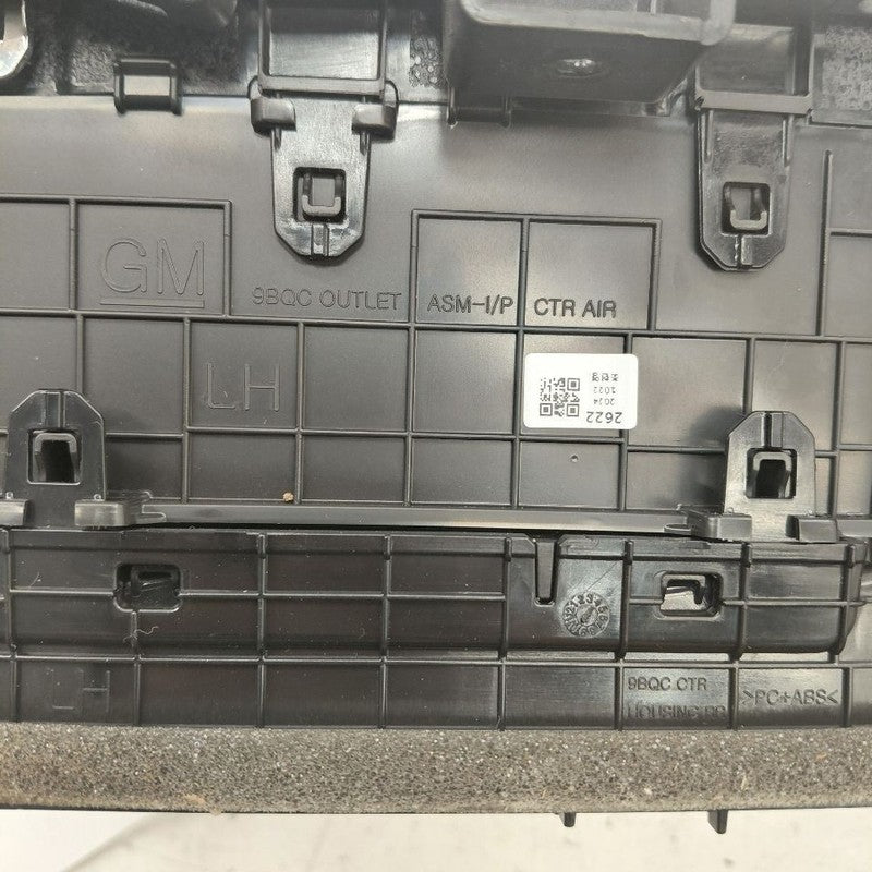 Chevy Trax Dash Air Vent Center Middle  2025 2024