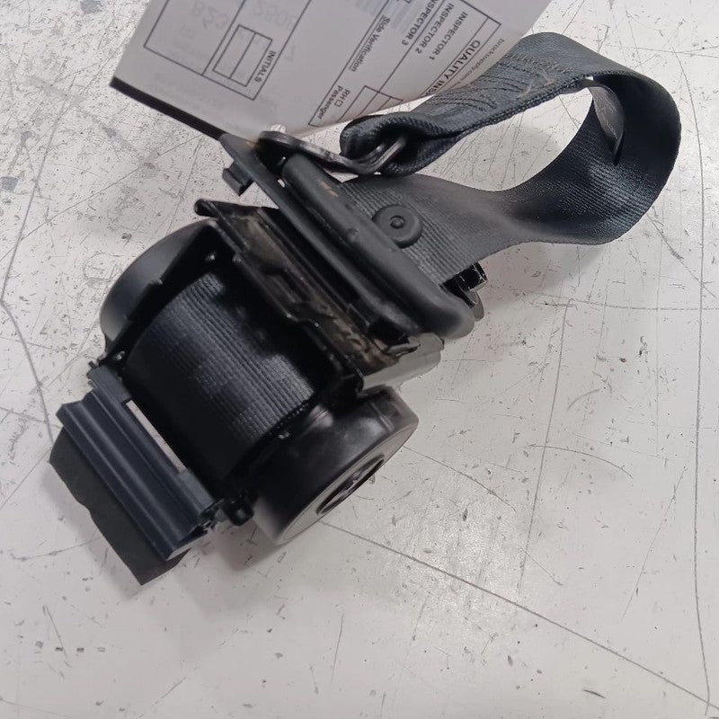 Kia Forte Seat Belt Strap Retractor Right Passenger Rear Back  2015 2016 2017 20
