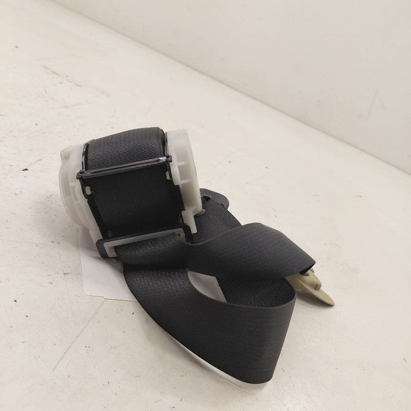 Mitsubishi Outlander   Seat Belt Strap Retractor Right Passenger Rear 