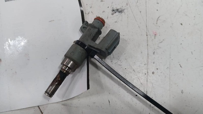 2320929105 Fuel Injection Injector 2.5L Upper Fits 18-19 CAMRY