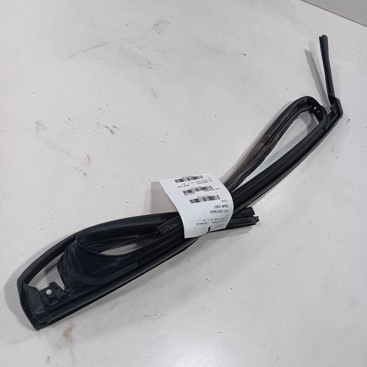 Chevy Malibu Door Glass Window Seal Rubber Left Driver Rear Back 2019 
