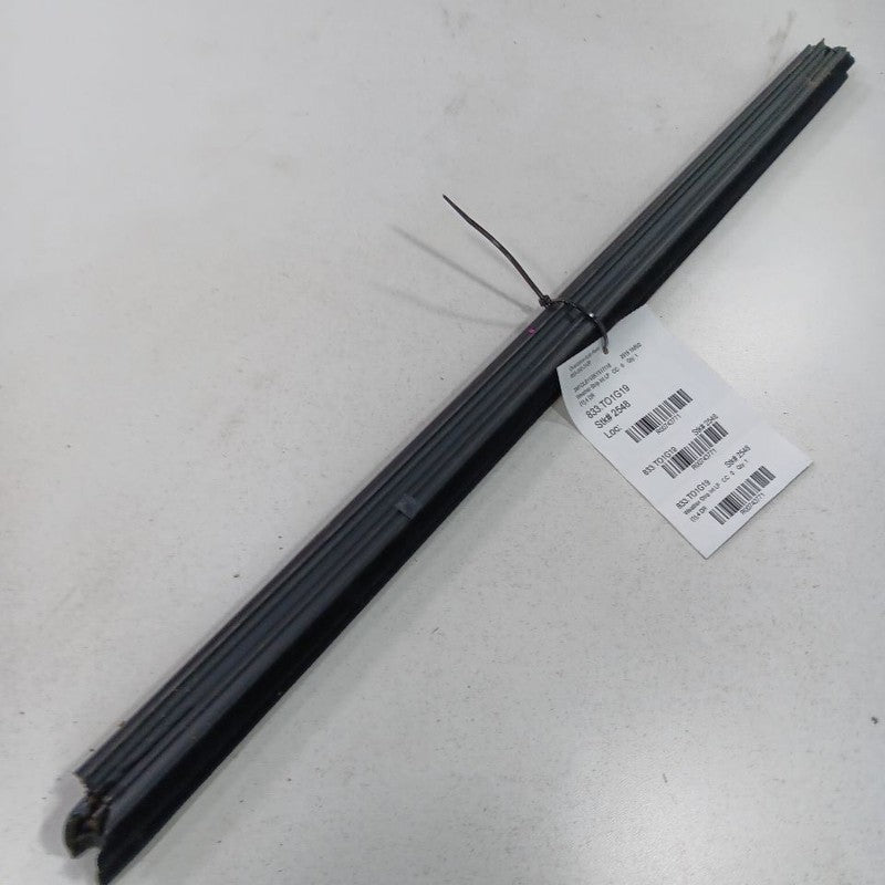 Toyota Yaris Left Front Weather Strip Interior  2020 2019 2018 2017 20