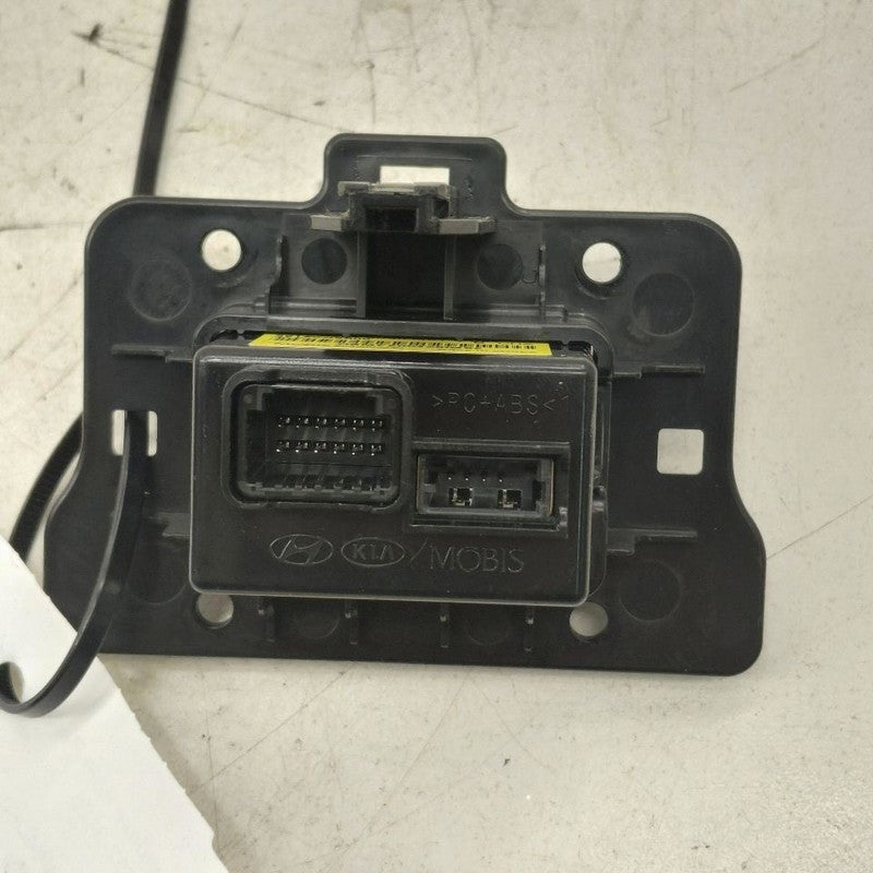 Hyundai Kona USB Plug In Hub Port  2021 2020 2019