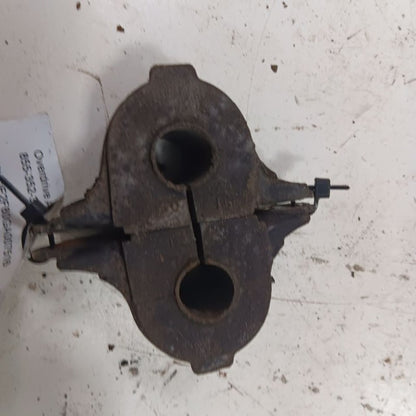Acura ILX Rear Sway Bar Bushing Mounting Bracket  2016 2017 2018 OEM