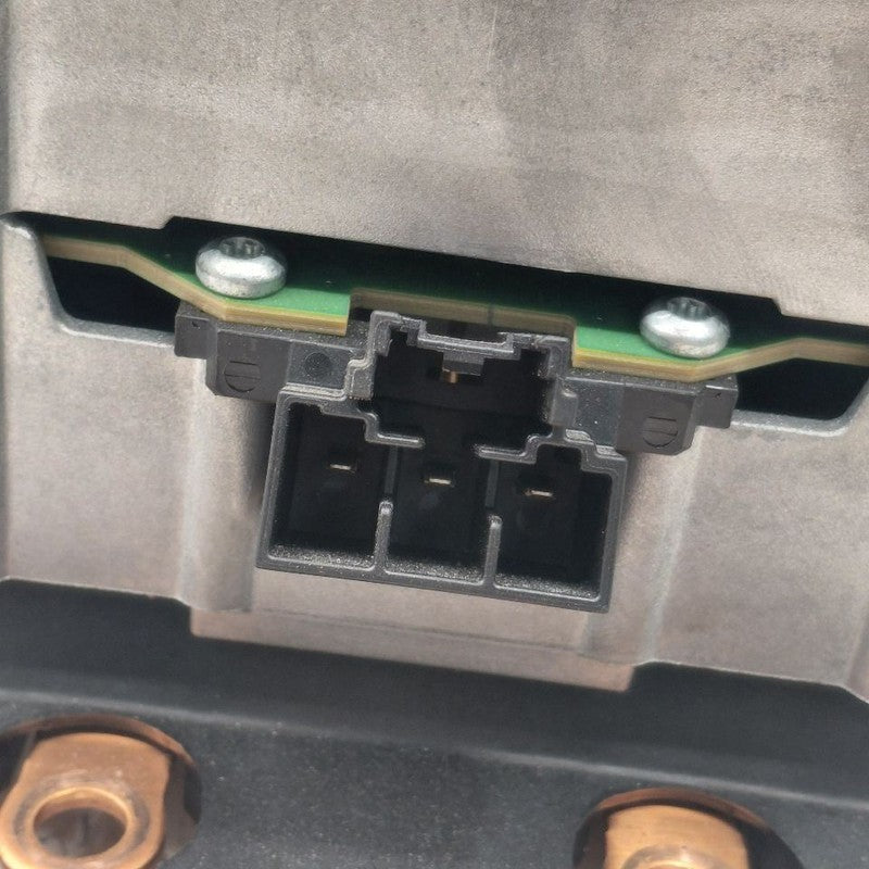 Conv/Invert/Charger Inverter And Converter Fits 16-19 VOLT