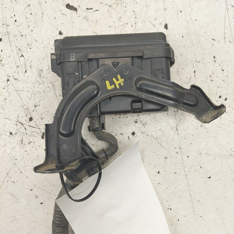 Driver Left Engine Bay Relay Box {8266253390} Fits 14-20 Lexus IS350