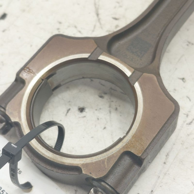 Honda CR-V Single Piston With Connecting Rod   2.4 2019 2018 2017