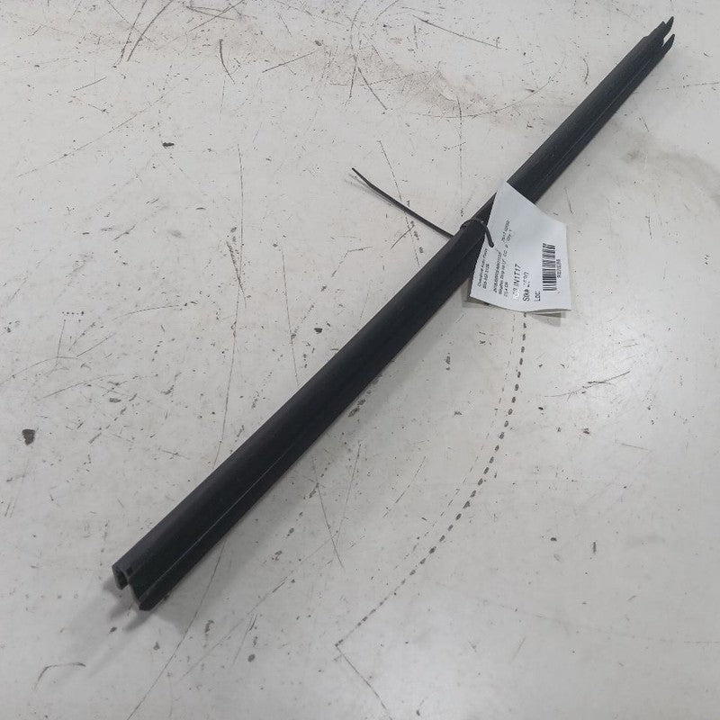 INFINITI QX50 Left Front Weather Strip Interior  2017 2016 2015 2014 O