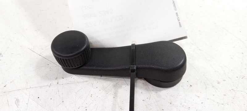 Volkswagen Jetta Door Window Crank Front 2003 2002 2001 2000 OEM