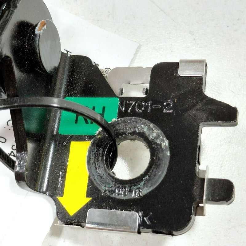 Hyundai Elantra Seat Belt Buckle Latch Right Passenger Rear Back  2024