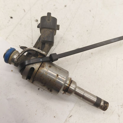 Fuel Injection Injector 1.6L Fits 12-17 Hyundai Accent