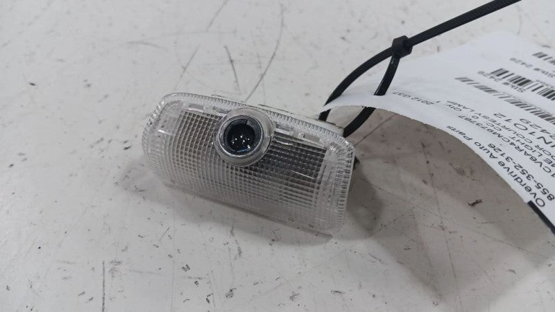 Infiniti G37 Dome Light Roof Lamp  2011 2012 2013 OEM