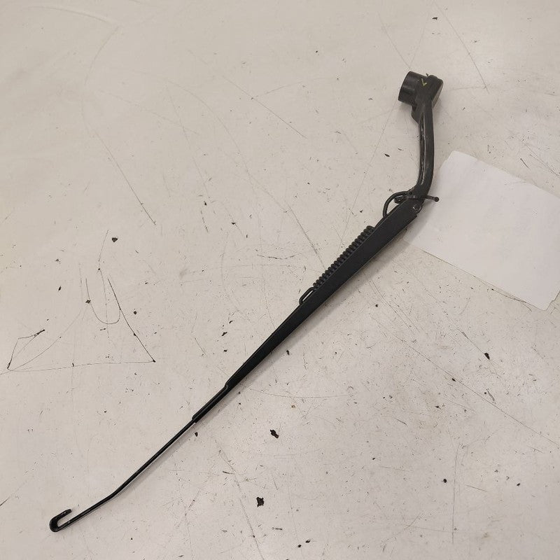 Mitsubishi Outlander   Windshield Wiper Arm Left Driver  2018 2017 201