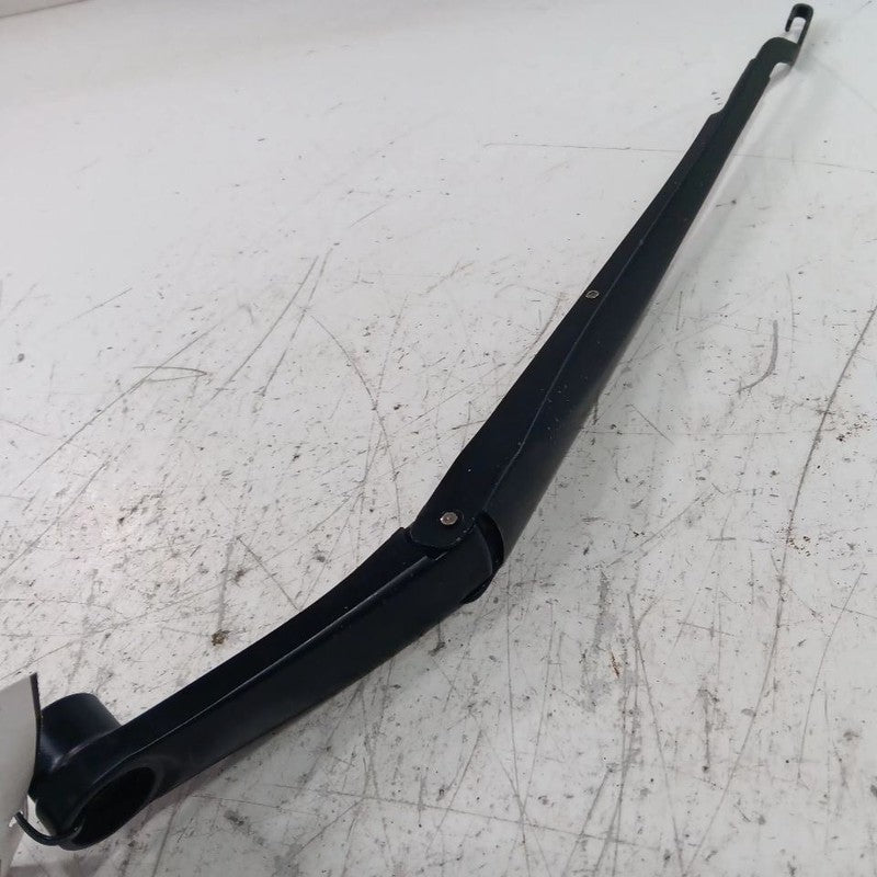 Kia Forte Windshield Wiper Arm Left Driver  2014 2015 2016 OEM