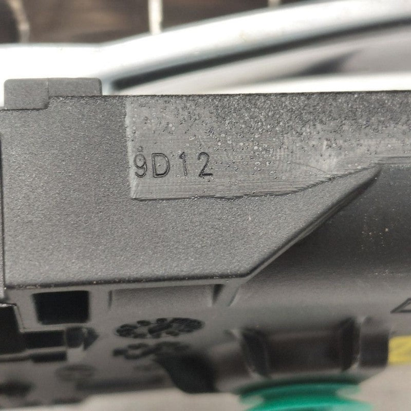Hyundai Santa Fe Door Handle Left Driver Front Interior Inside  2019 2