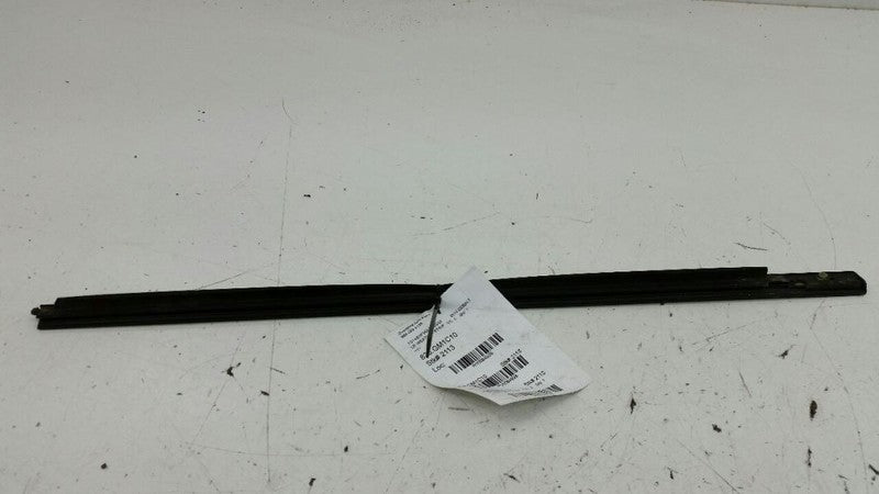 Chevy Cobalt Door Glass Window Weather Strip Trim Rear Left 2009 2010