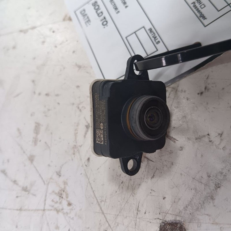 Rear View Reverse Camera Projector Fits 18-20 Jeep Renegade OEM