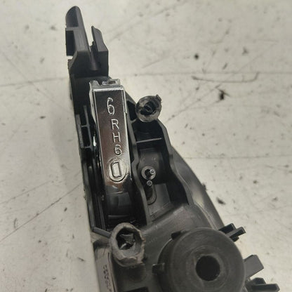 Chevy Trax Door Handle Right Passenger Front Interior Inside  2025 202