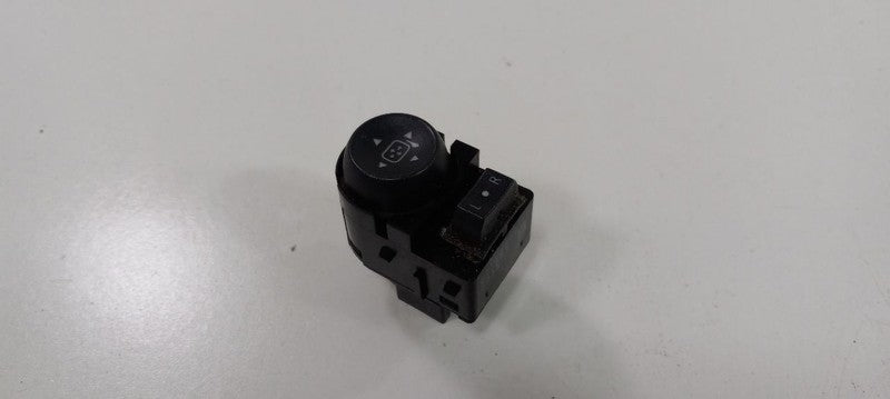 22756622 Driver Front Door Switch Driver's Mirror Opt A45 Fits 14-15 REGAL