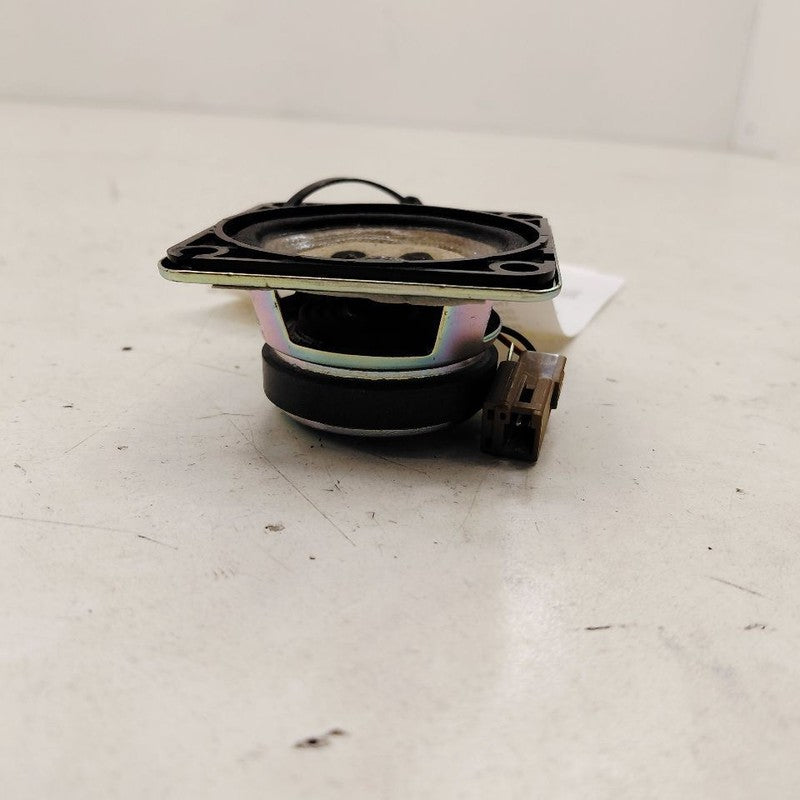 Nissan Maxima Dash Speaker Right Passenger Side  2018 2017 2016 OEM