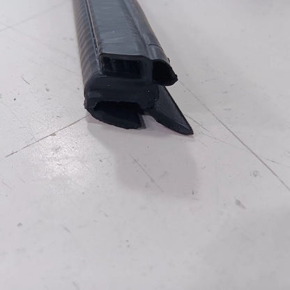 Buick Encore Right Front Weather Strip Interior  2018 2019 2020 OEM
