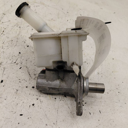 Brake Master Cylinder Fits 12-19 Nissan Versa