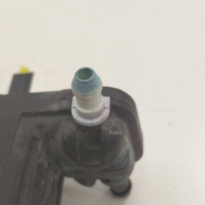 2018 Fiat 500 X Model Windshield Washer Wash Fluid Reservoir Motor Pum