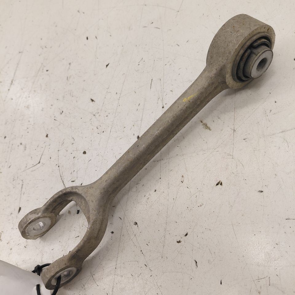 Upper Control Arm Rear Center Fits 17-21 Honda Clarity