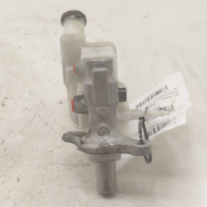 Brake Master Cylinder Fits 12-19 Nissan Versa