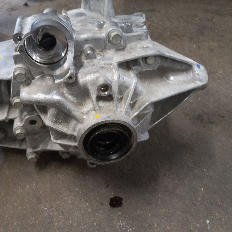 2025 GMC Acadia 2.5 Rear Axle Carrier