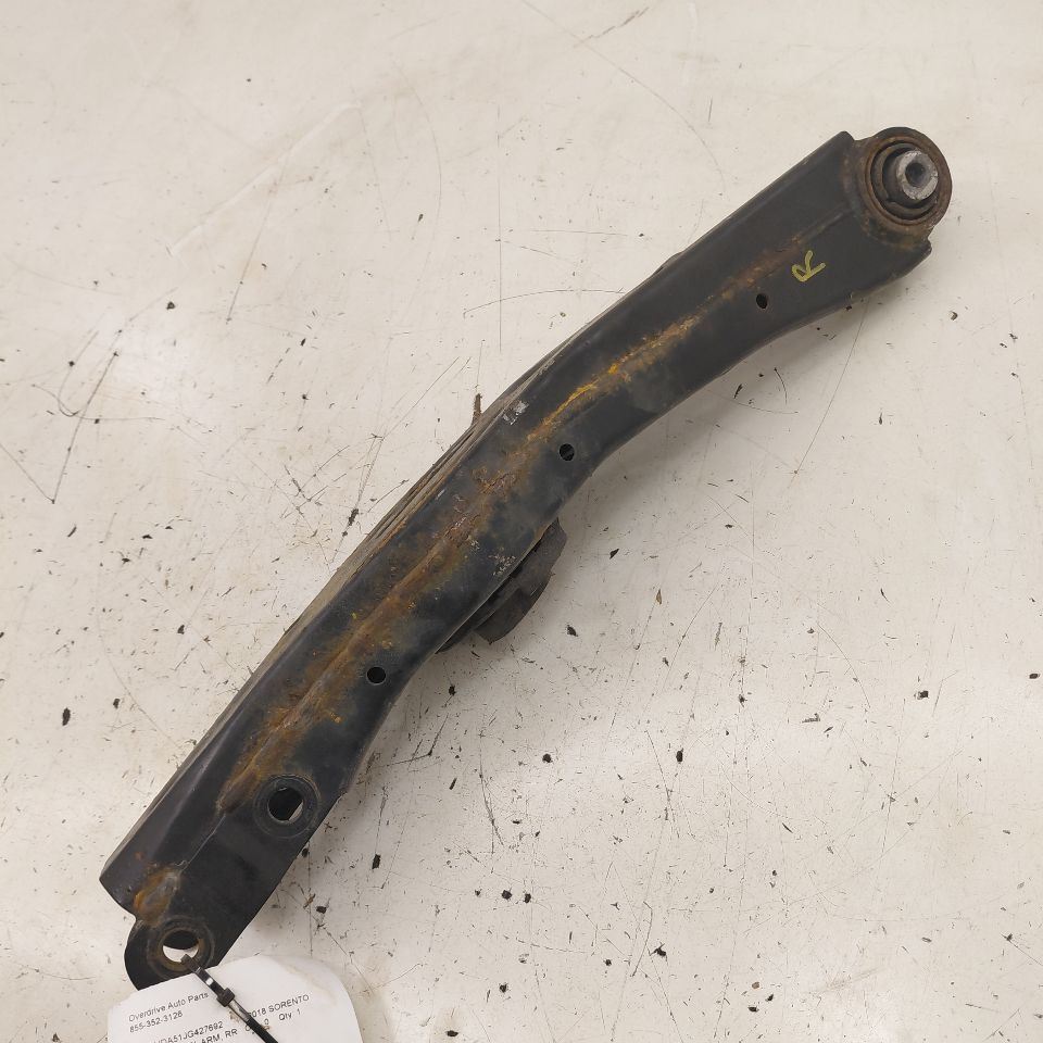 Passenger Right Lower Control Arm Rear Lateral Locating Arm 16-20 Kia 