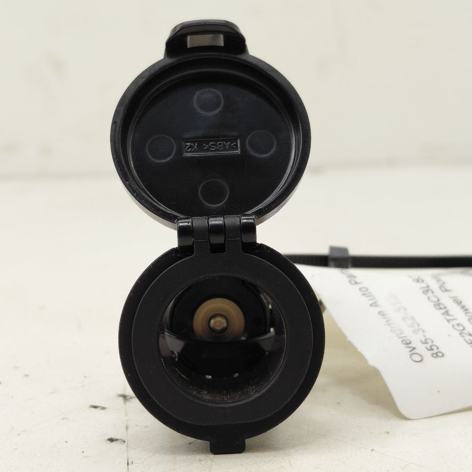 Subaru XV Crosstrek 12V Power Port Socket  2022 2021 2020 2019