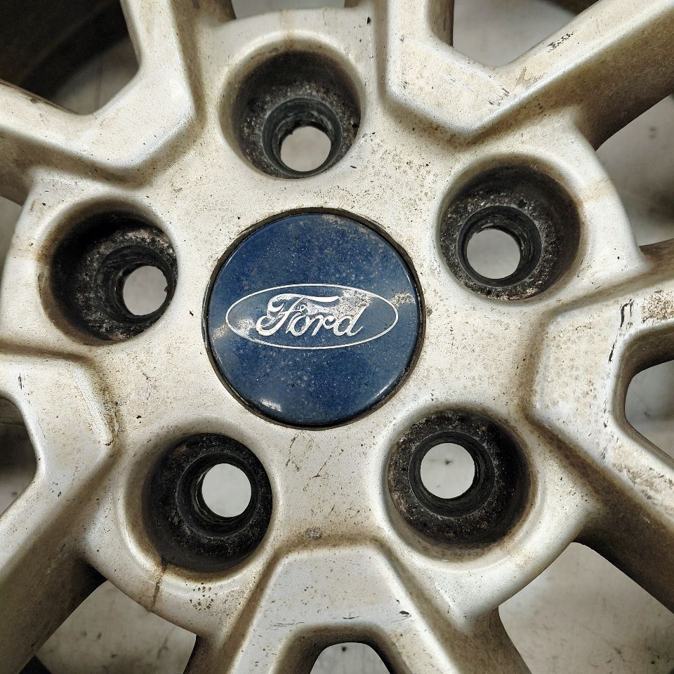 Wheel 17x7 Aluminum Alloy Rim 10 Spoke Silver Fits 20-22 Ford Escape