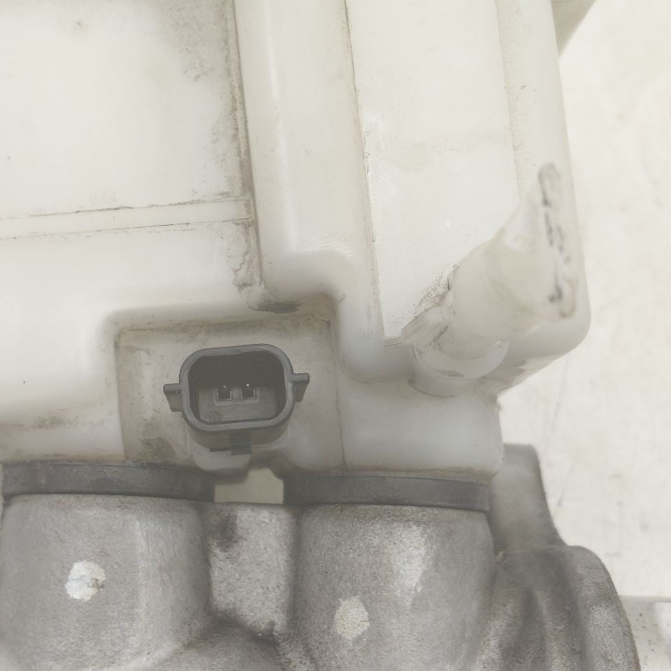Brake Master Cylinder Fits 12-19 Nissan Versa