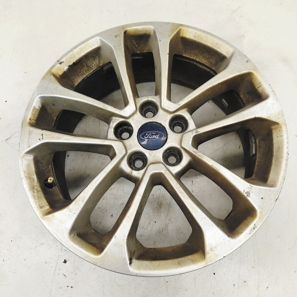 Wheel 17x7 Aluminum Alloy Rim 10 Spoke Silver Fits 20-22 Ford Escape