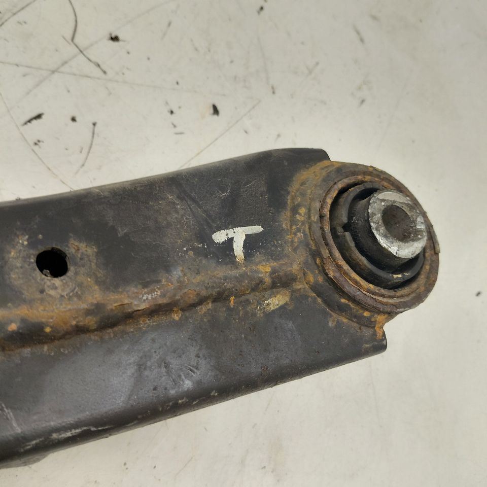 Passenger Right Lower Control Arm Rear Lateral Locating Arm 16-20 Kia 