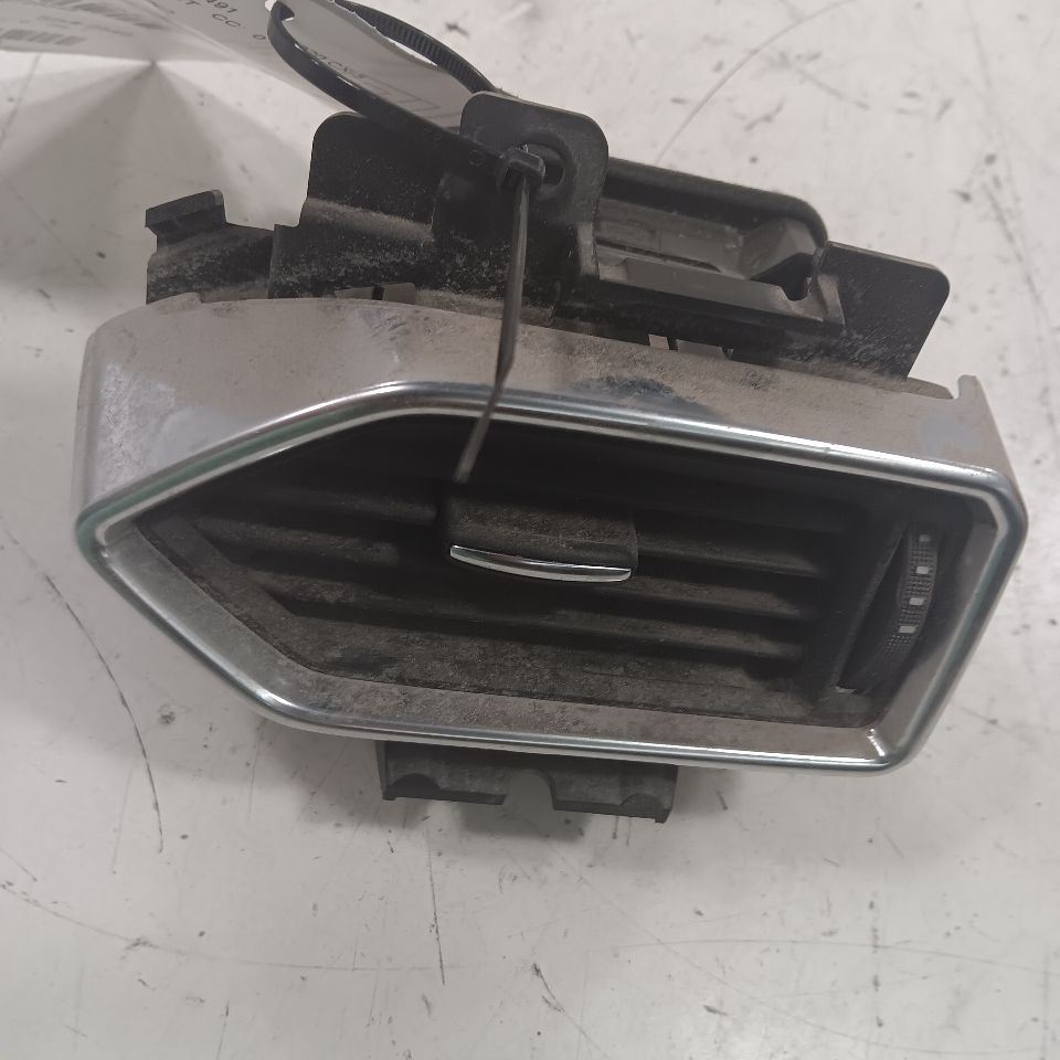 Mazda CX-5 Dash Air Vent Right Passenger  2019 2020 2021 2022