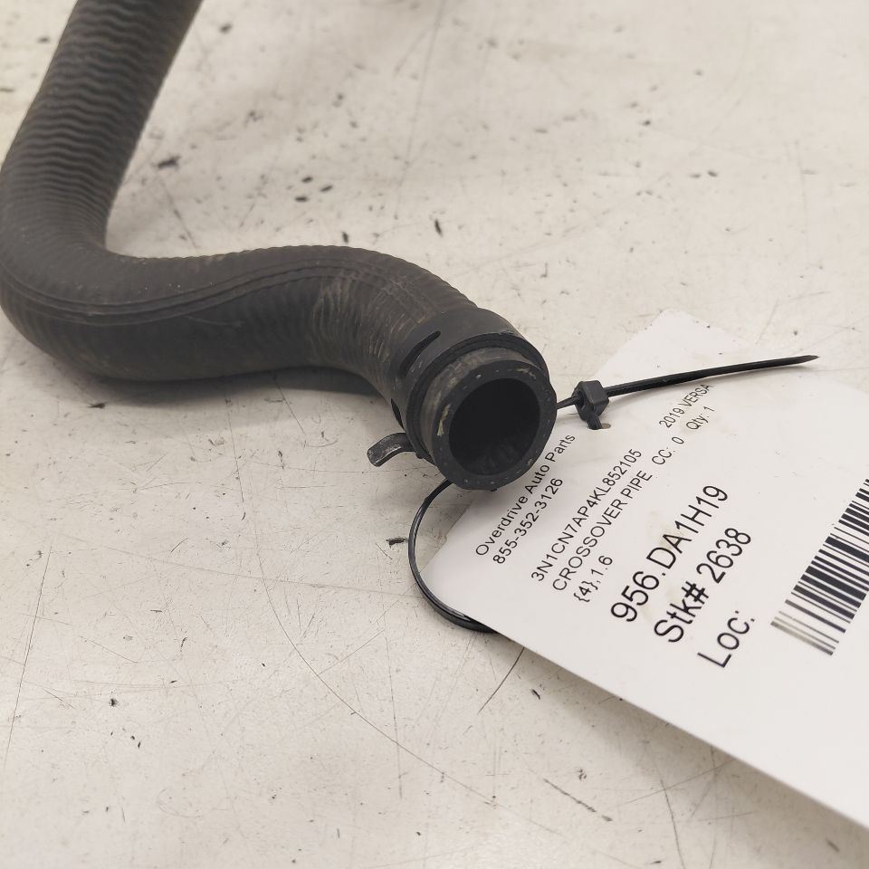 Nissan Versa Coolant Line Crossover Pipe  1.6 2019 2018 2017 2016