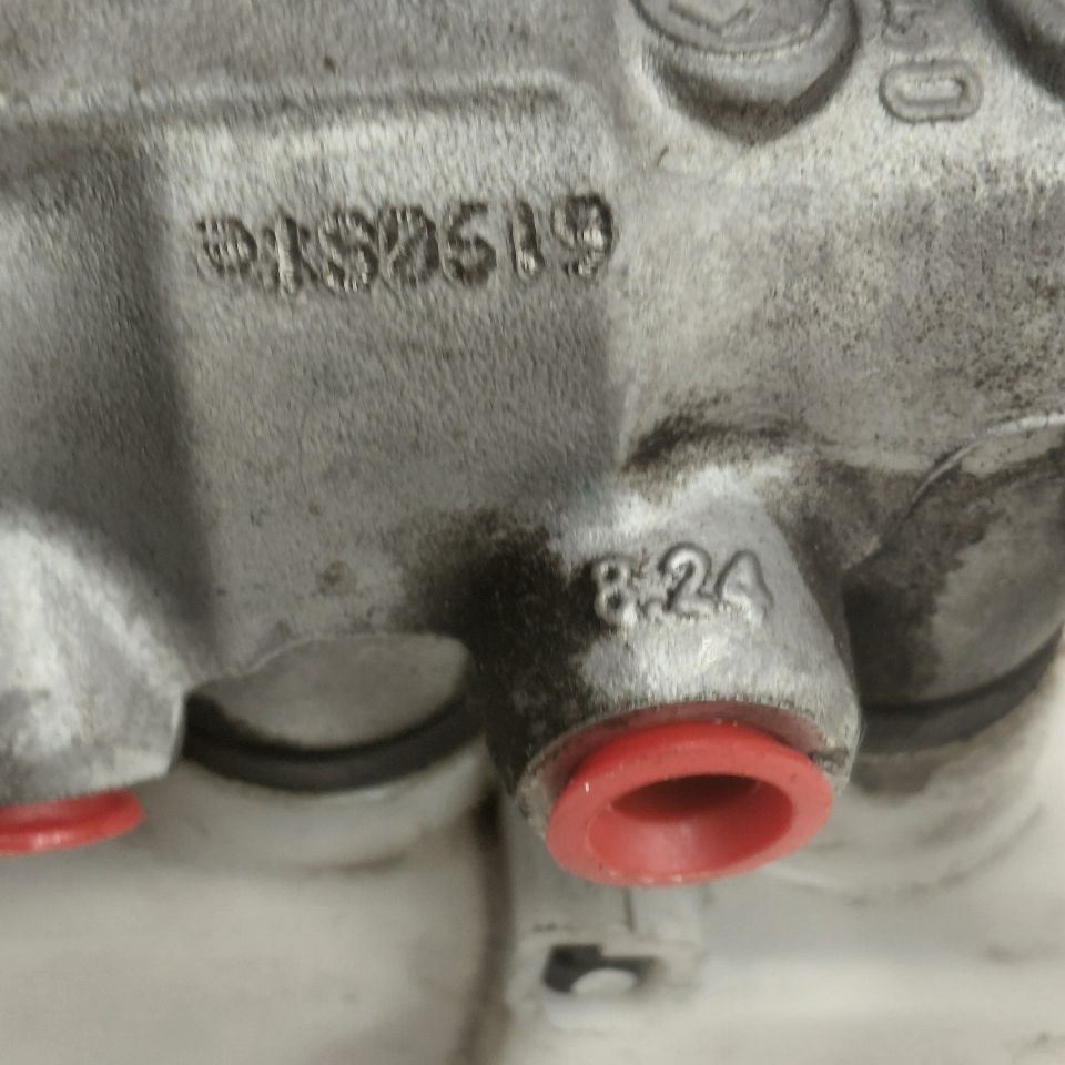 Brake Master Cylinder Fits 12-19 Nissan Versa