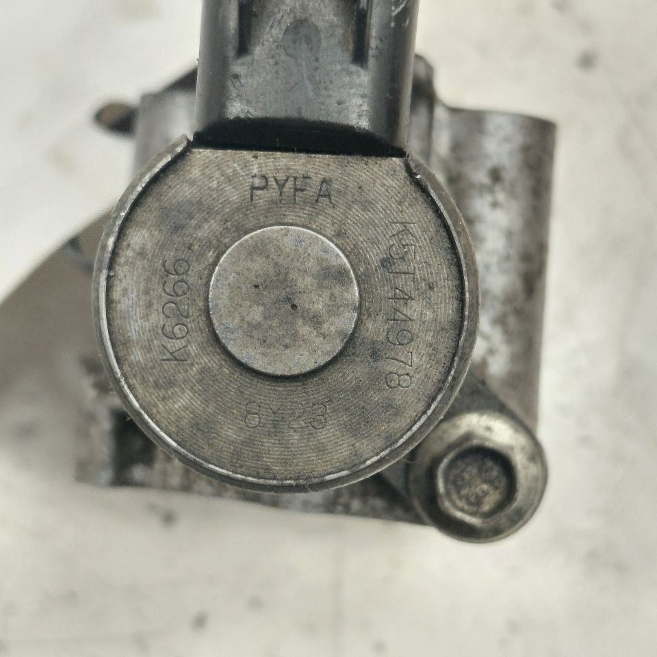 Mazda 6 Variable Timing Gear Oil Control Valve Solenoid Cylinder Head 